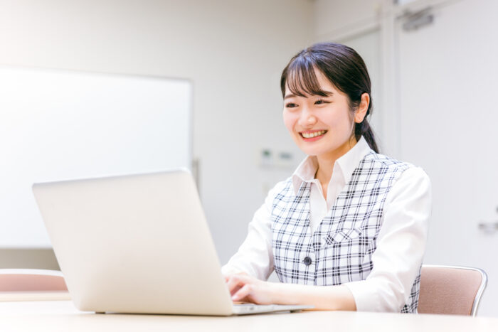 ワークフローアプリで関係者全員から承認を得るメリット